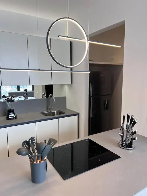 Suite De Batman Piso 25 Iqon Quito